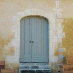 Porte en anse de panier, architecture rurale du XIXe siècle